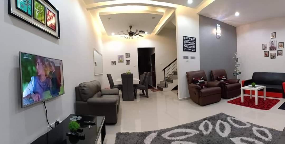 Amanda Homestay Dungun 1 Extérieur photo